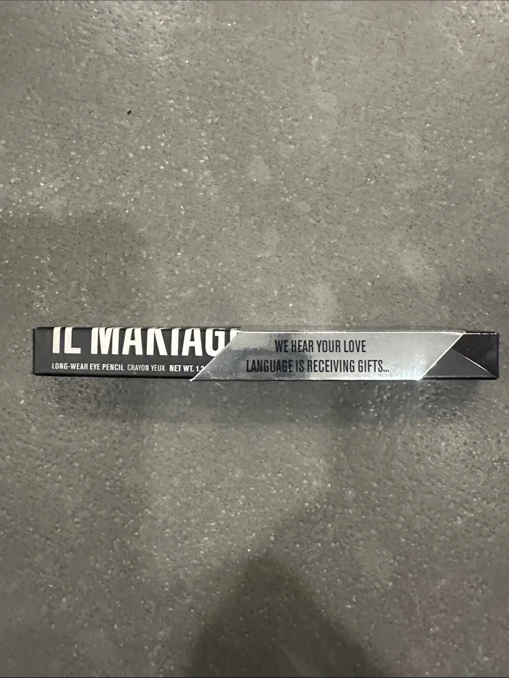 IL MAKIAGE Long-Wear Eye Pencil - Black Packaging
